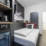 Hotel Smarty Airport - Kontaktloser Self Check-in