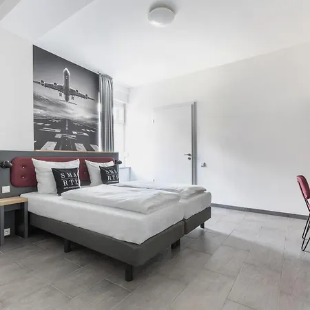 Airport Dürscheidt By Smarty - Kontaktloser Self Check-in Hotel Colonia