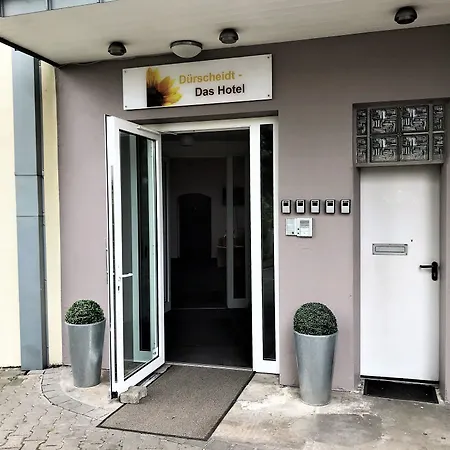 Smarty Airport - Kontaktloser Self Check-in Hotell 3*