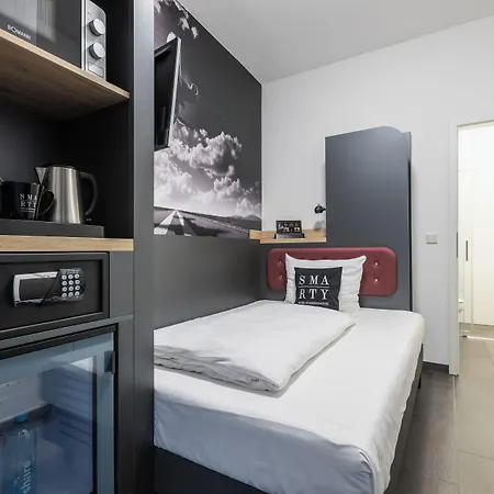 Hotel Smarty Airport - Kontaktloser Self Check-in