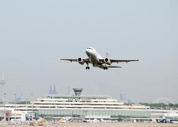 Hotell Smarty Airport - Kontaktloser Self Check-in