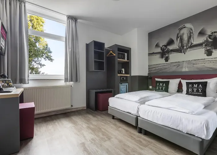 Hotell Smarty Airport - Kontaktloser Self Check-in 3*