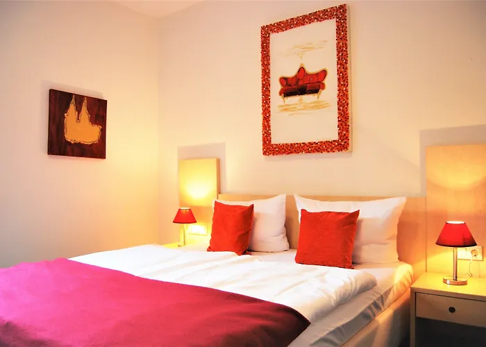 Hotell Smarty Airport - Kontaktloser Self Check-in