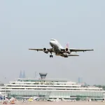 Otel Smarty Airport - Kontaktloser Self Check-in
