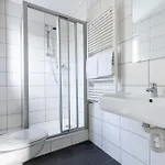 Smarty Airport - Kontaktloser Self Check-in Hotel 3*