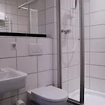 Hotel Smarty Airport - Kontaktloser Self Check-in 3*