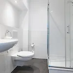 Hotel Smarty Airport - Kontaktloser Self Check-in 3*