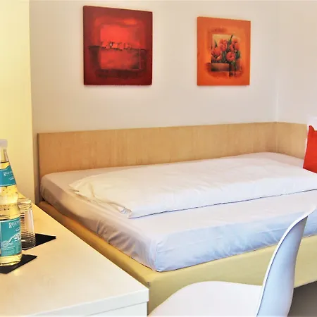 Smarty Airport - Kontaktloser Self Check-in Colonia