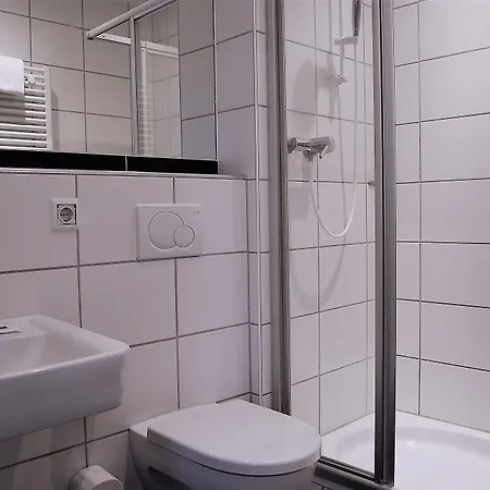 Hotel Smarty Airport - Kontaktloser Self Check-in 3*