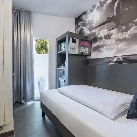 Smarty Airport - Kontaktloser Self Check-in 3*