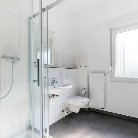 Smarty Airport - Kontaktloser Self Check-in Hotel Colonia