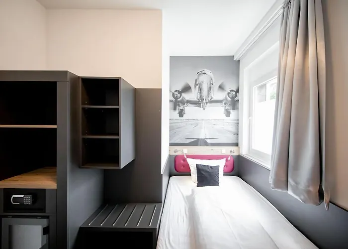 Smarty Airport - Kontaktloser Self Check-in Otel