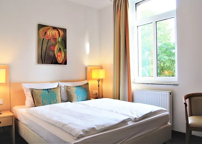 Hotel Smarty Airport - Kontaktloser Self Check-in Colonia