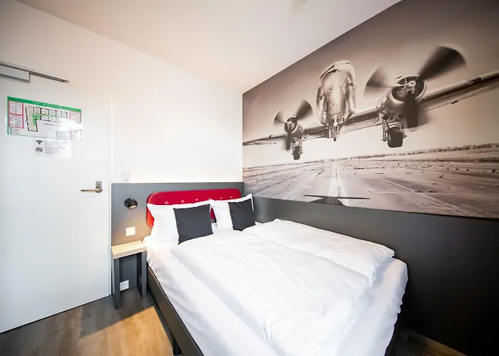 Smarty Airport - Kontaktloser Self Check-in 3* Cologne