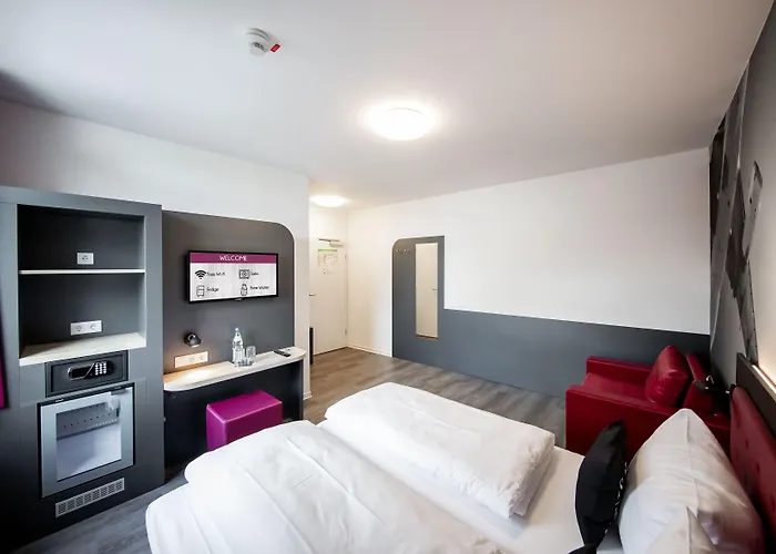 Smarty Airport - Kontaktloser Self Check-in Hotel Colonia