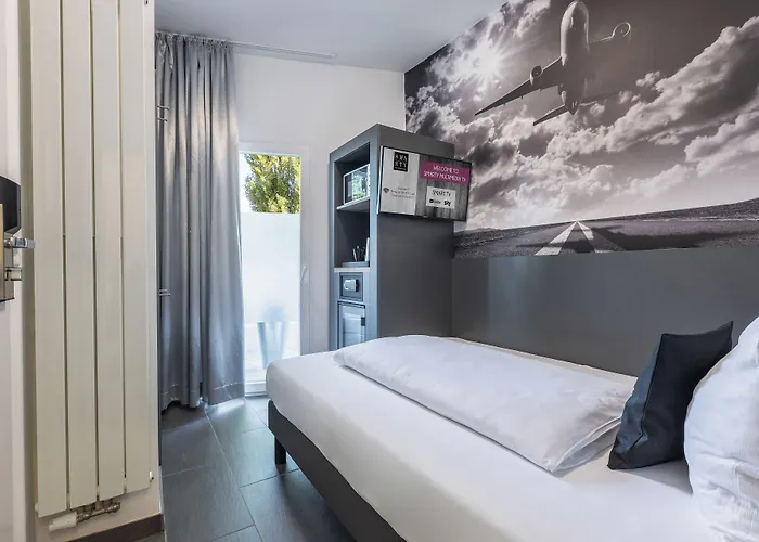 Smarty Airport - Kontaktloser Self Check-in 3*