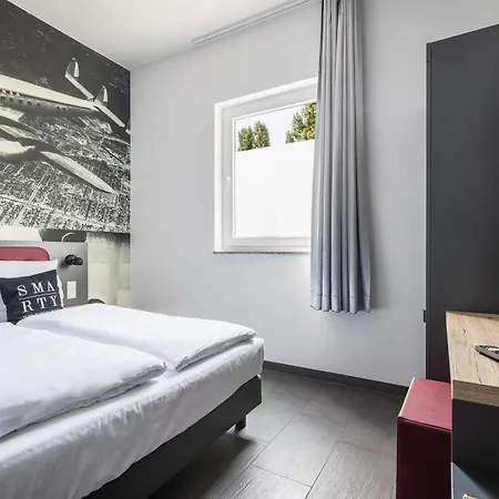 Smarty Airport - Kontaktloser Self Check-in 3* Кёльн