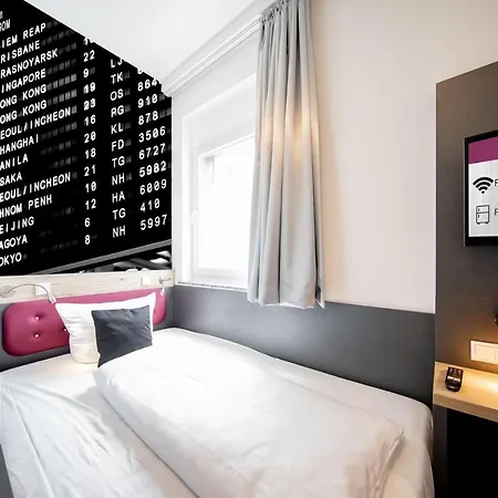 Smarty Airport - Kontaktloser Self Check-in 3* Кёльн