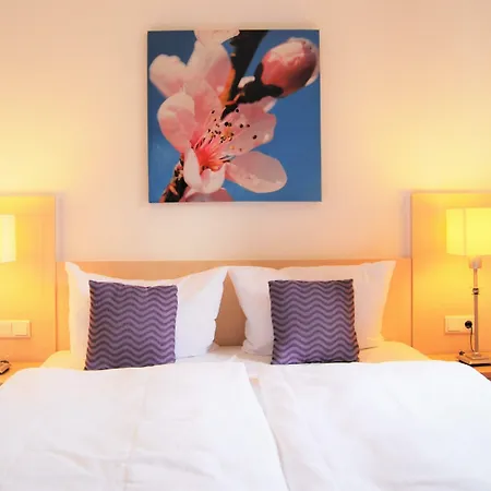 Szálloda Smarty Airport - Kontaktloser Self Check-in