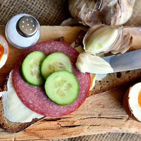 Szálloda Smarty Airport - Kontaktloser Self Check-in 3*