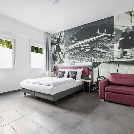 Szálloda Smarty Airport - Kontaktloser Self Check-in 3*