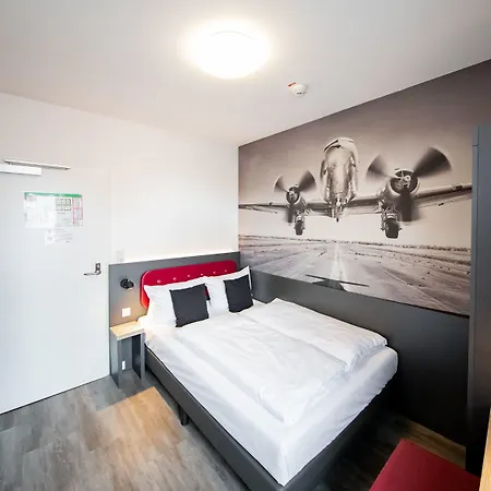 Smarty Airport - Kontaktloser Self Check-in Szálloda