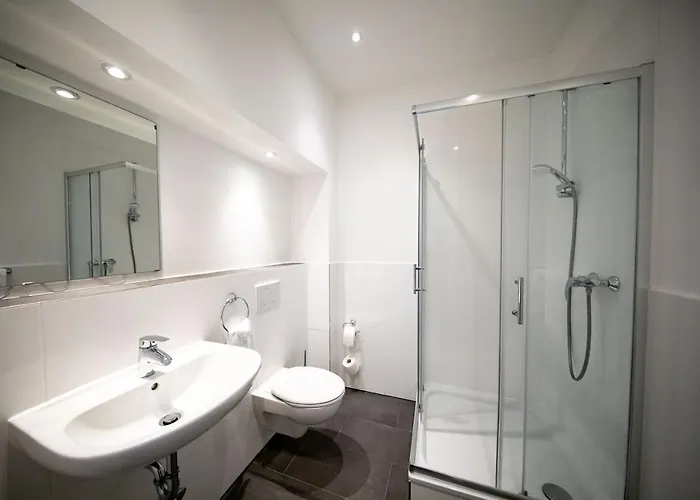 Smarty Airport - Kontaktloser Self Check-in 3* Cologne