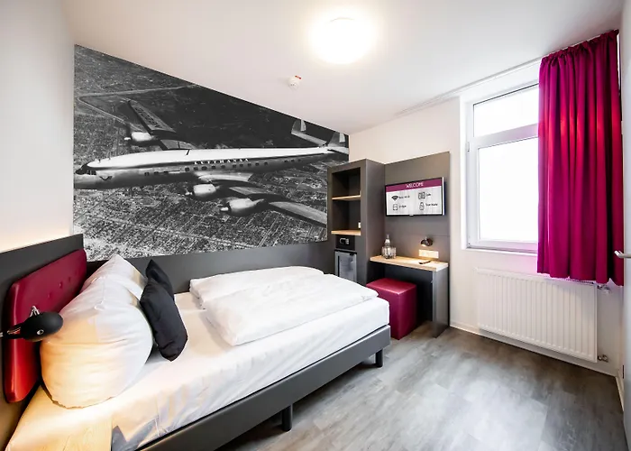 Hotel Smarty Airport - Kontaktloser Self Check-in Cologne